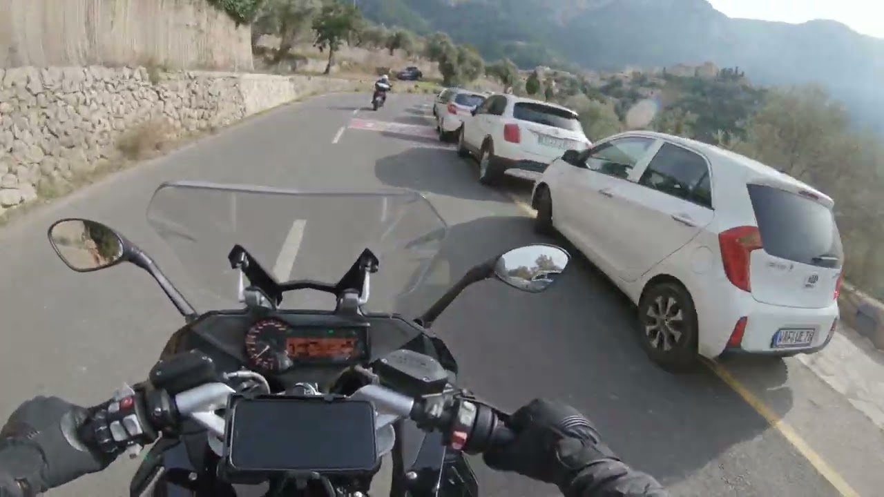POV 4K | BMW R1200RS AKRAPOVIC [PURE SOUND]