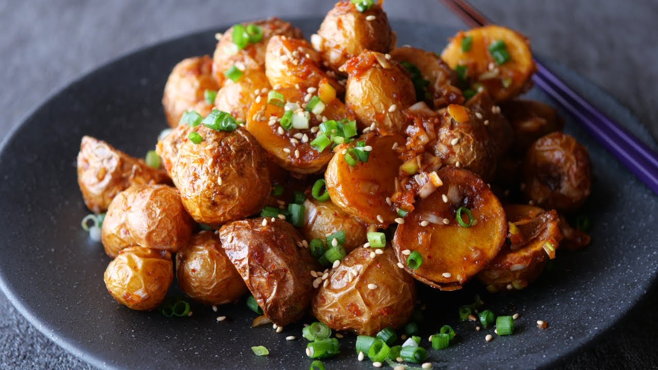 【誰かと食べたくなるおかず】「まるめし」揚げ新じゃがのピリ辛めんつゆ和え | Spicy Seasoned New Potatoe