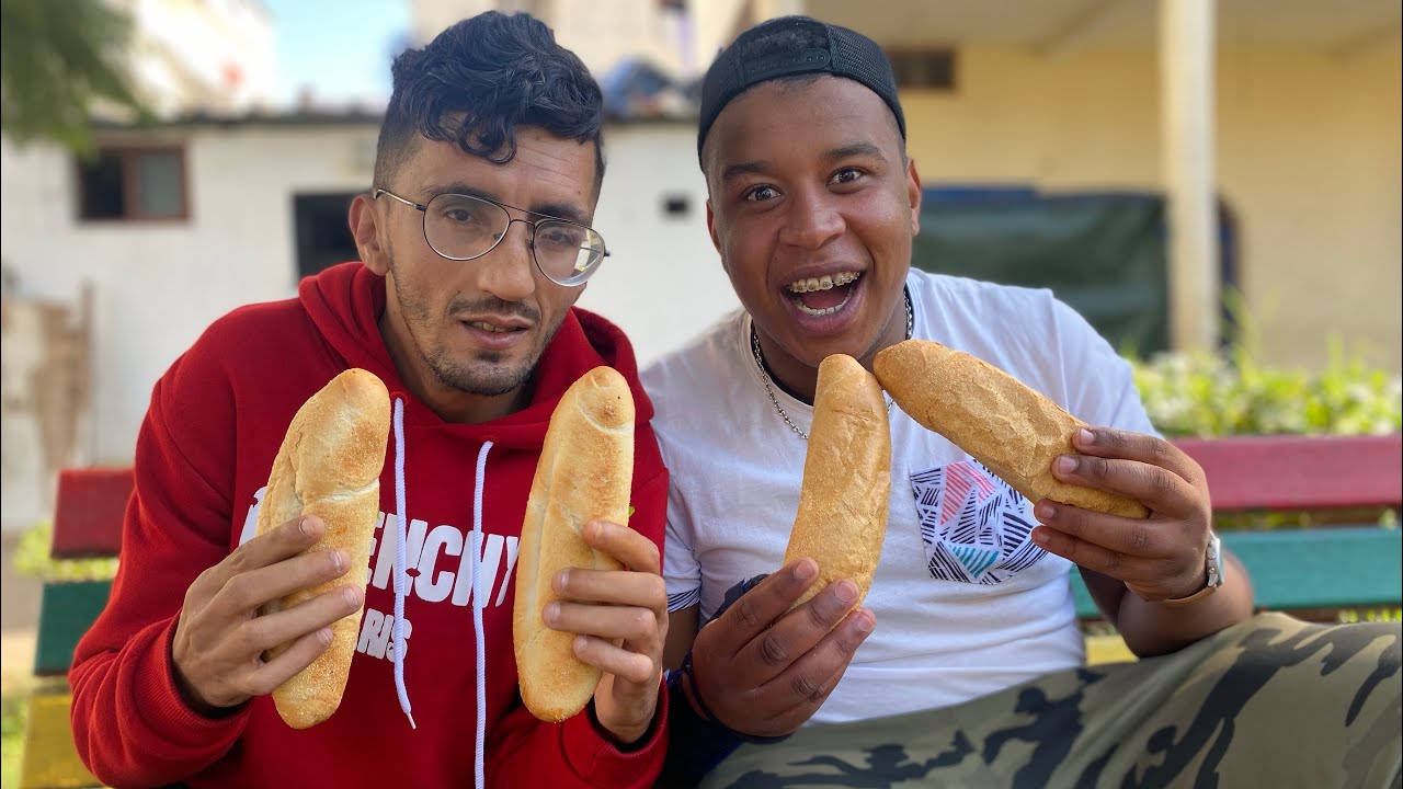 تحدي اسرع شخص في أكل سندويش بسرعة مقابل المال 😱🔥
