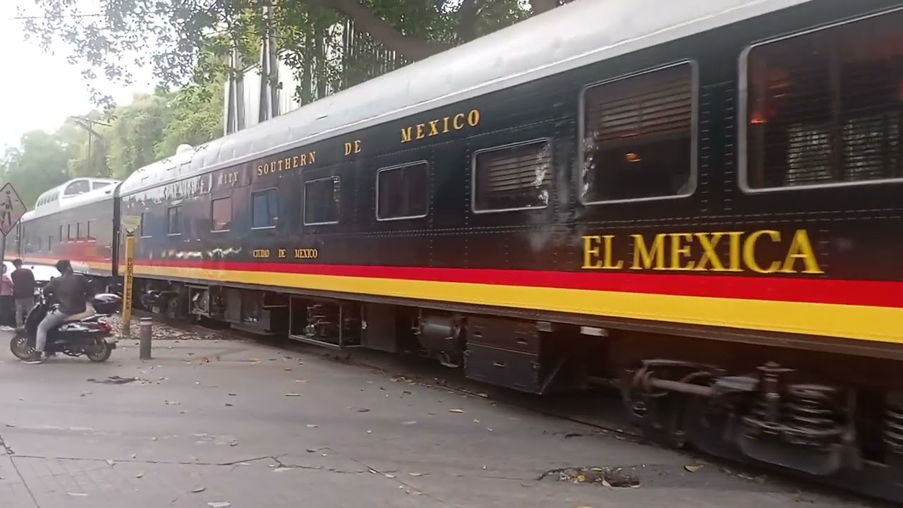 Tren el Mexica en la Ciudad de México.
