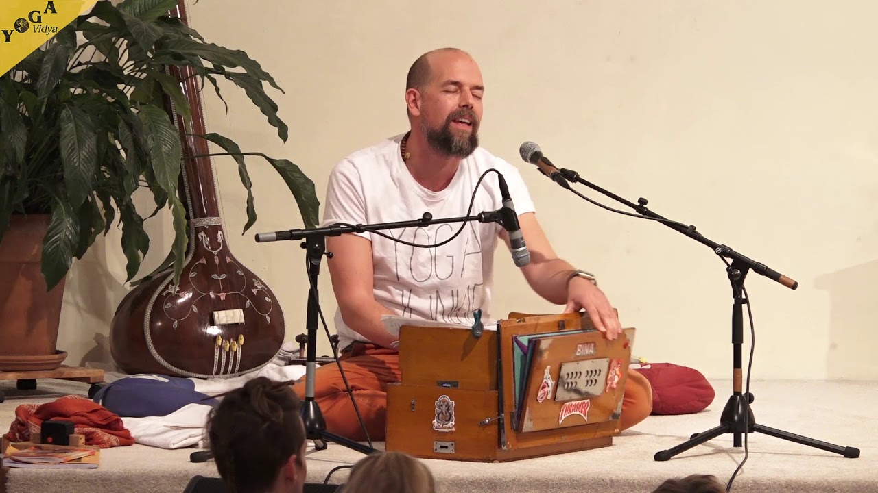 Kailash Ki Shakti Shiva by Marco (Satsang 11.2017)