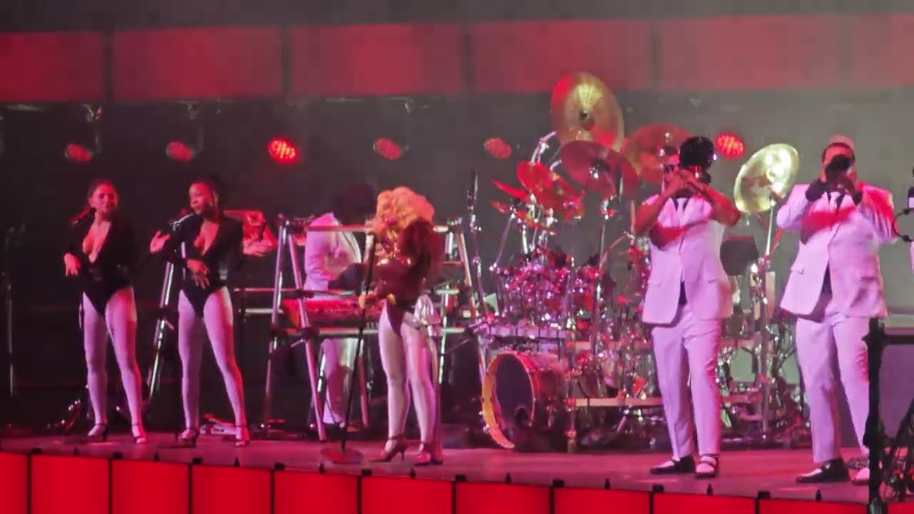 Cards - Doja Cat (Palacio de los deportes, Ciudad de  México) Febrero 2026. 4k. 
