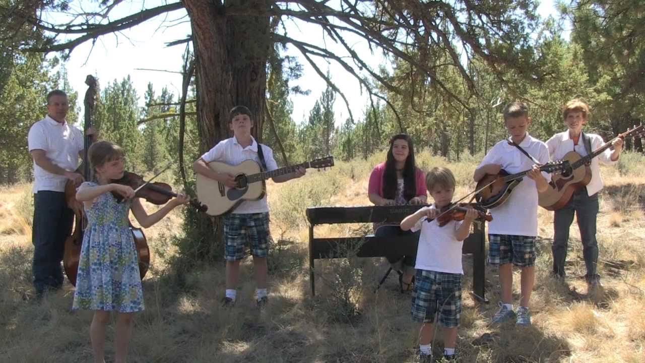 Mama's Clothesline - The Allison Family