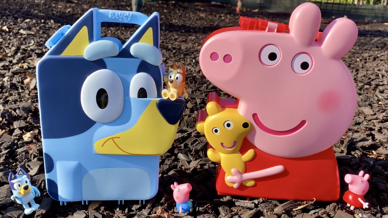 Bluey & Peppa Pig - Bluey Play & Go Collector Case! New Toys surprise | Disney Jr