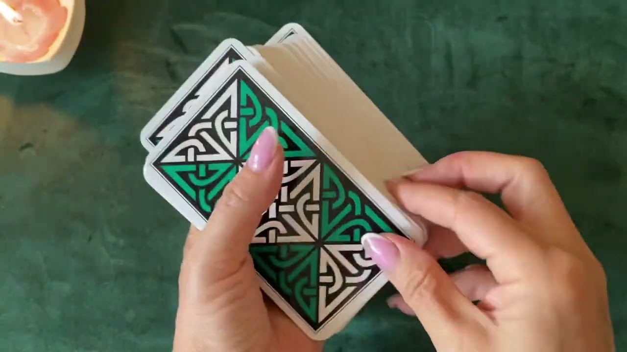 Будут ли отношения с загаданным человеком 💯👀💜