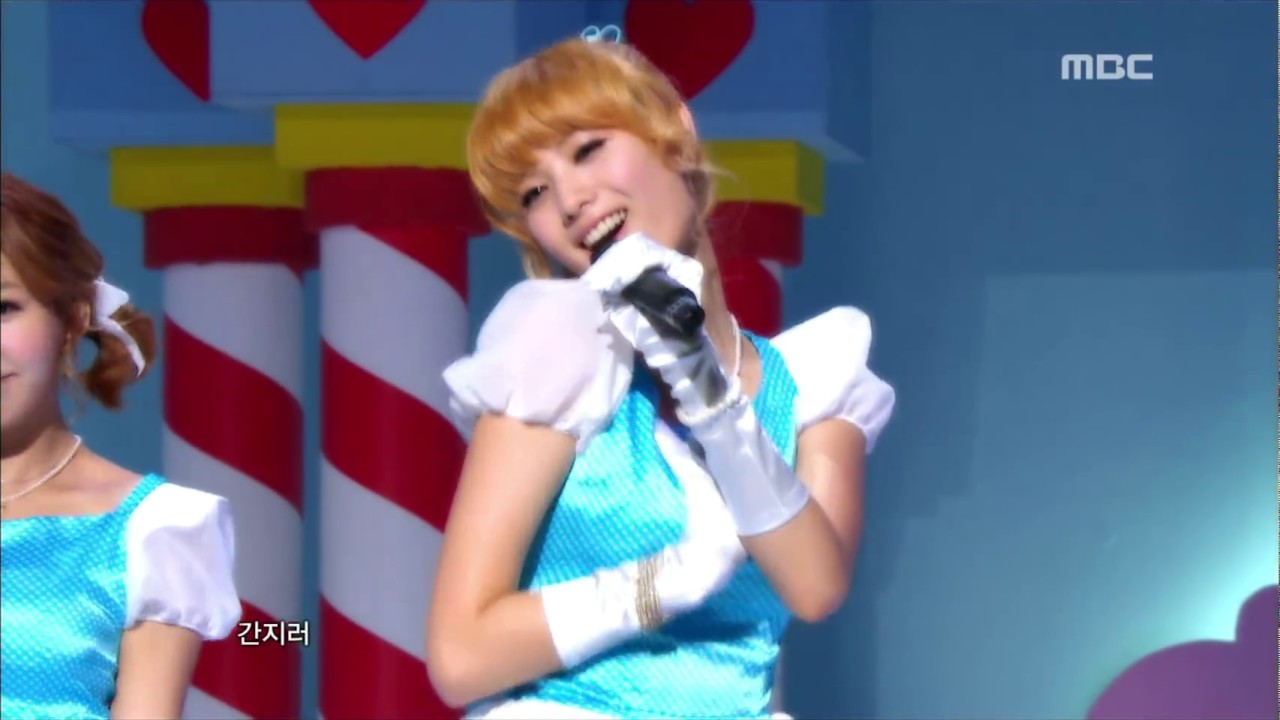 Orange Caramel : A-ing - 오렌지 캬라멜, 아잉, 쇼! 음악중심, 2010/12/04 - MBC