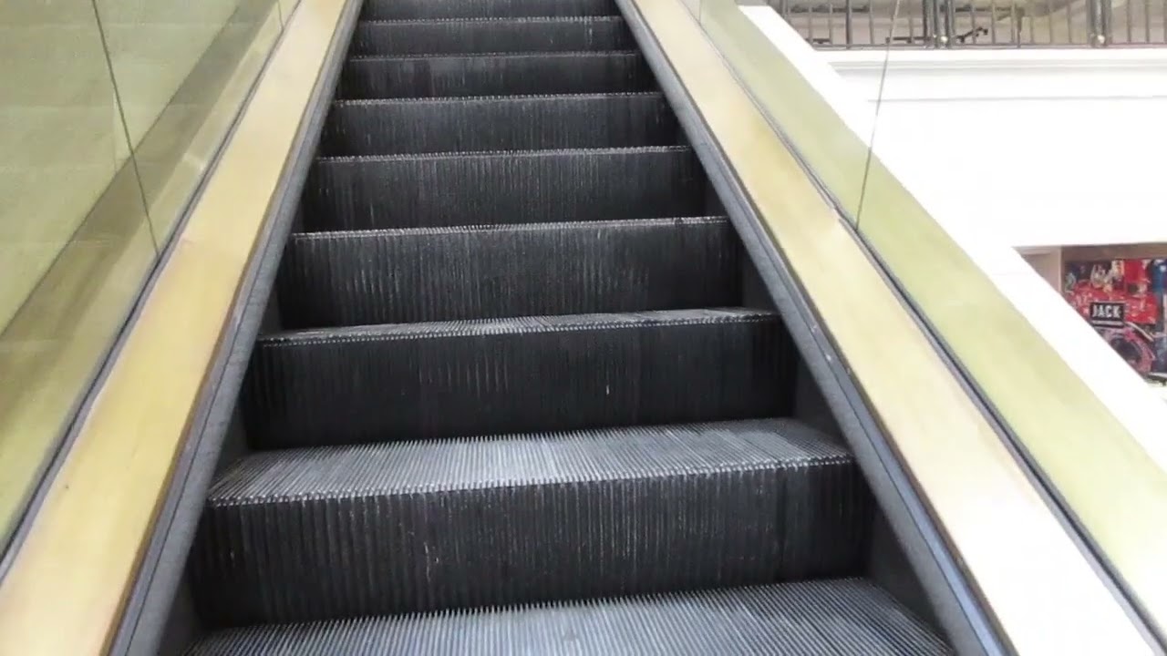OTIS & KONE EcoMod Escalators @ Tower City Center - Cleveland, OH