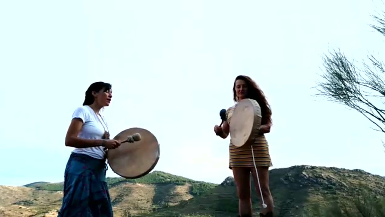 Cómo tocar un instrumento conectad@ con tu alma. Canto del alma con tambor chamánico.