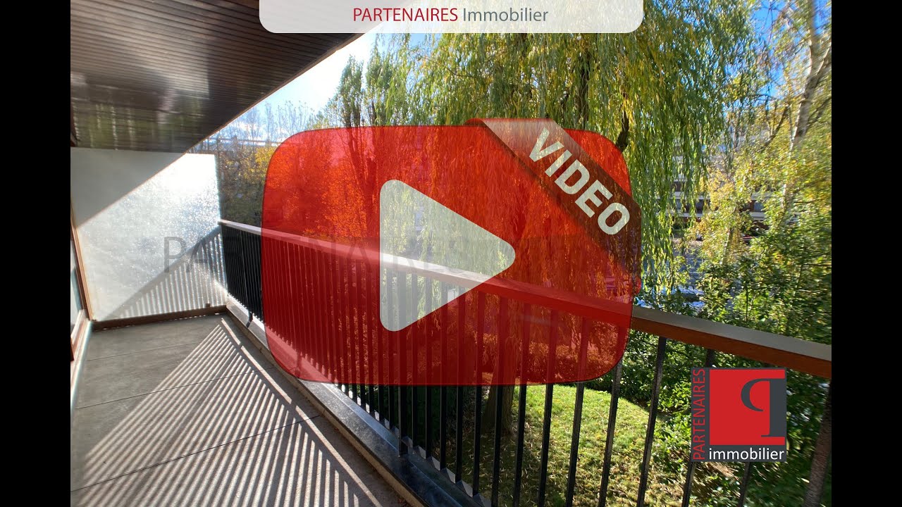 Studio double 34m&sup2; balcon filant.