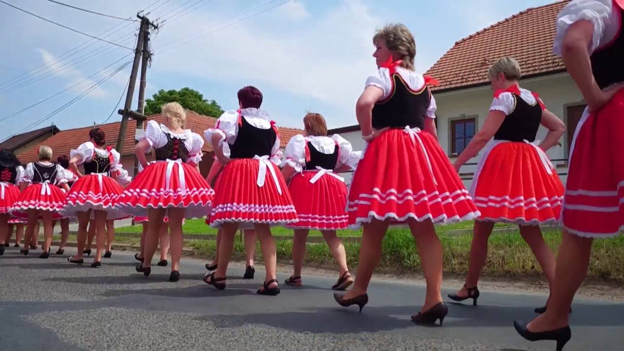 Babské hody v Blučině 2016