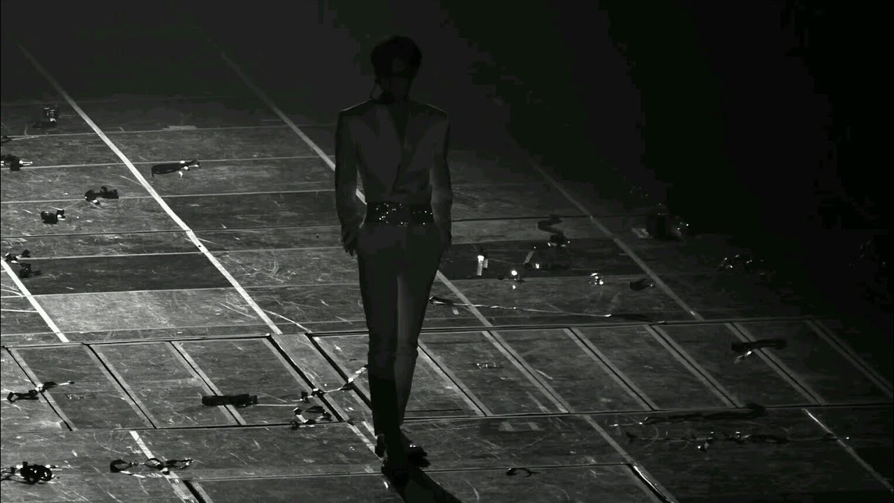 AB6IX - ROSE SCENT KISS (Official Video)