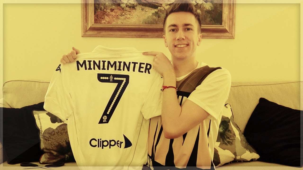 SIGNING FOR A FOOTBALL TEAM!