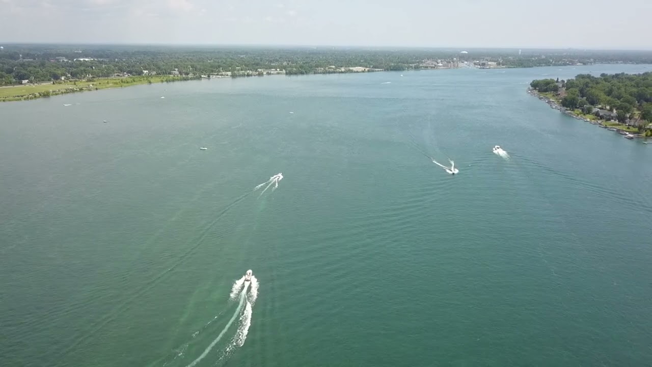 Drone flight over North Tonawanda, NY at Gratwick Waterfront Park
