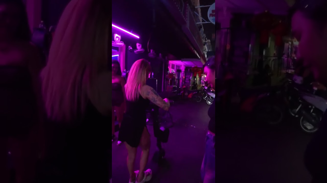 Soi 6 Kapanınca Eğlence Başladı: Kızlar Scooter Yarışında! 🇹🇭