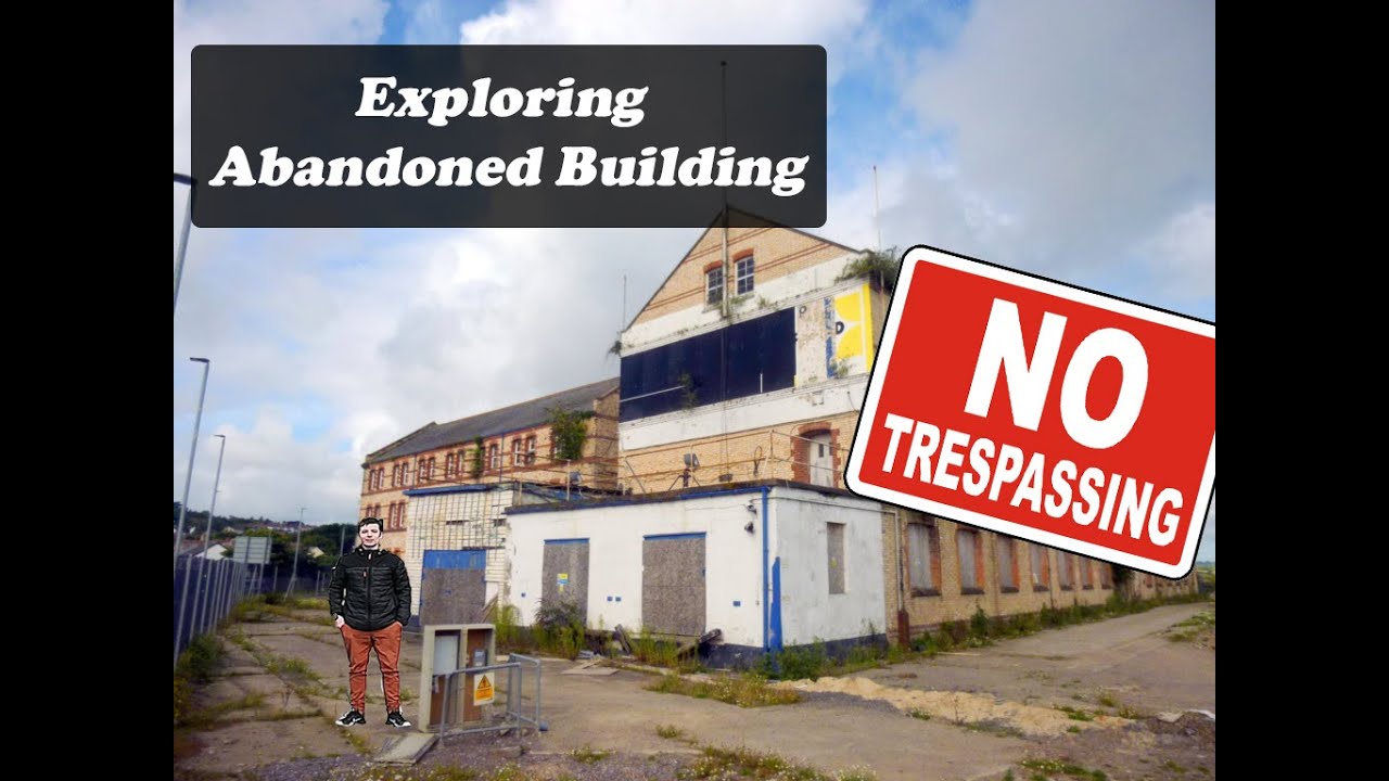 Exploring Abandoned Building In Barnstaple, Devon, UK!