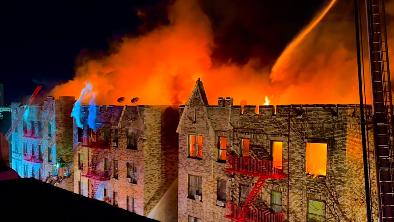 🌟EARLY ARRIVAL WIND DRIVEN FIRE 🌟 FDNY Bronx 5th Alarm Box 3462 Heavy Fire Cockloft 4 Wings 6 Story