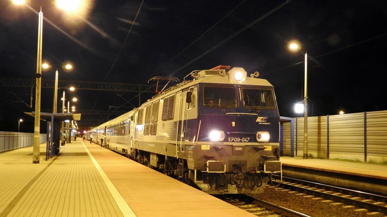 EP09-047 z IC 5602/3 Mieszko do Wrocławia Głównego.