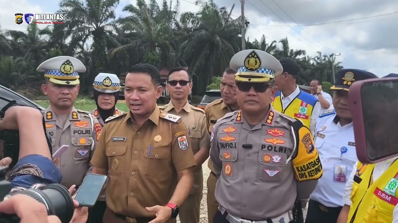 DIRLANTAS POLDA RIAU CEK KONDISI JALANTIM KM 83 PASCA BANJIR