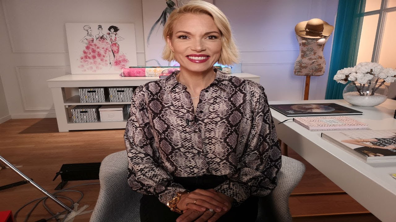 Shopping Star - 26.11.2018  «Μίνι Φούστα τον Χειμώνα»