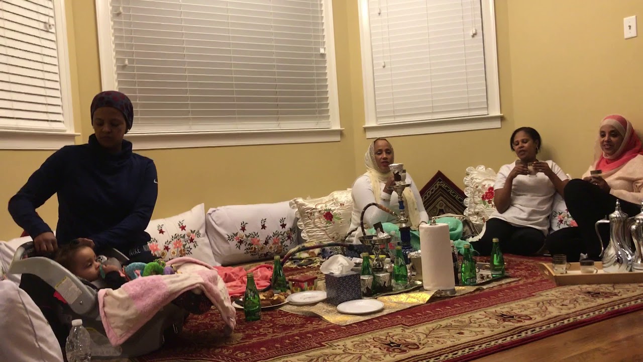 Somali song Adus family get together pt.1