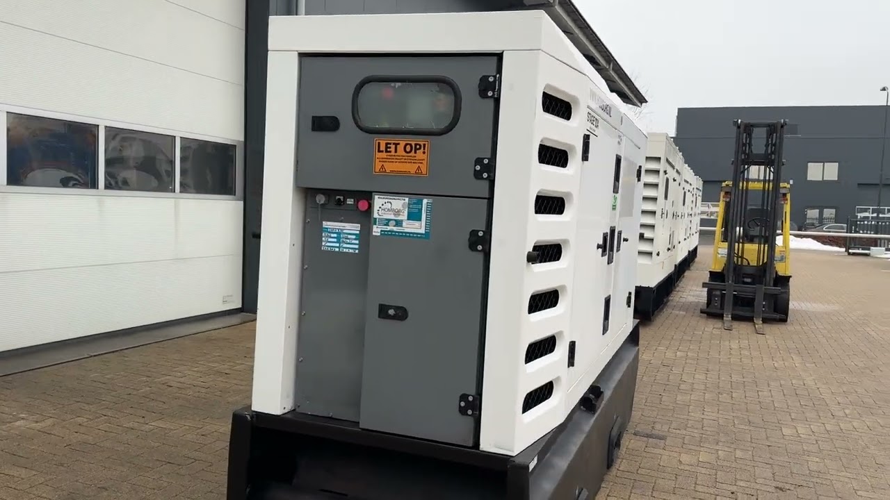 SDMO R165C3 John deere Leroy Somer 165 kVA Silent Rental generatroset Stage 3A stocknr 6699