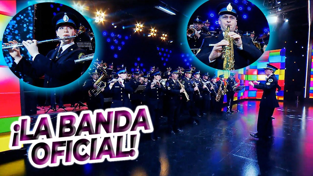 La banda de música de la Policía Federal Argentina estuvo a cargo del show en el 