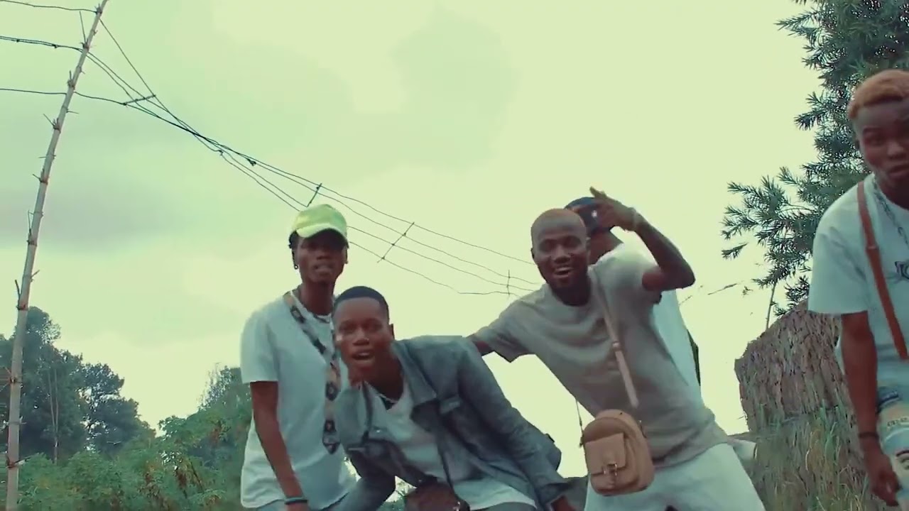 TSHABI TSHABI prod collection de rappeur moto Na ténia, je boa, mc luz, hk le pro, Lazer