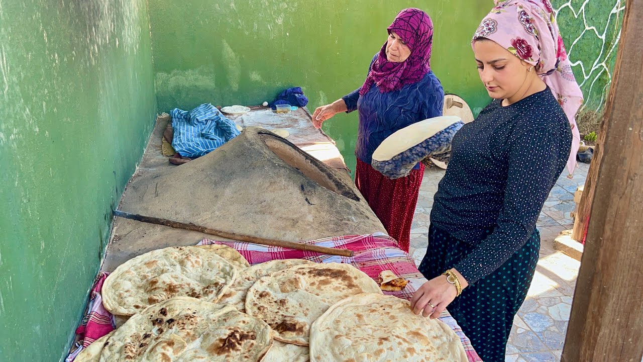 Köy Hayatı Tandır Ekmeği Biberli Ekmeği Yapımı | Gelin Kayınvalide Günlük Yaşam