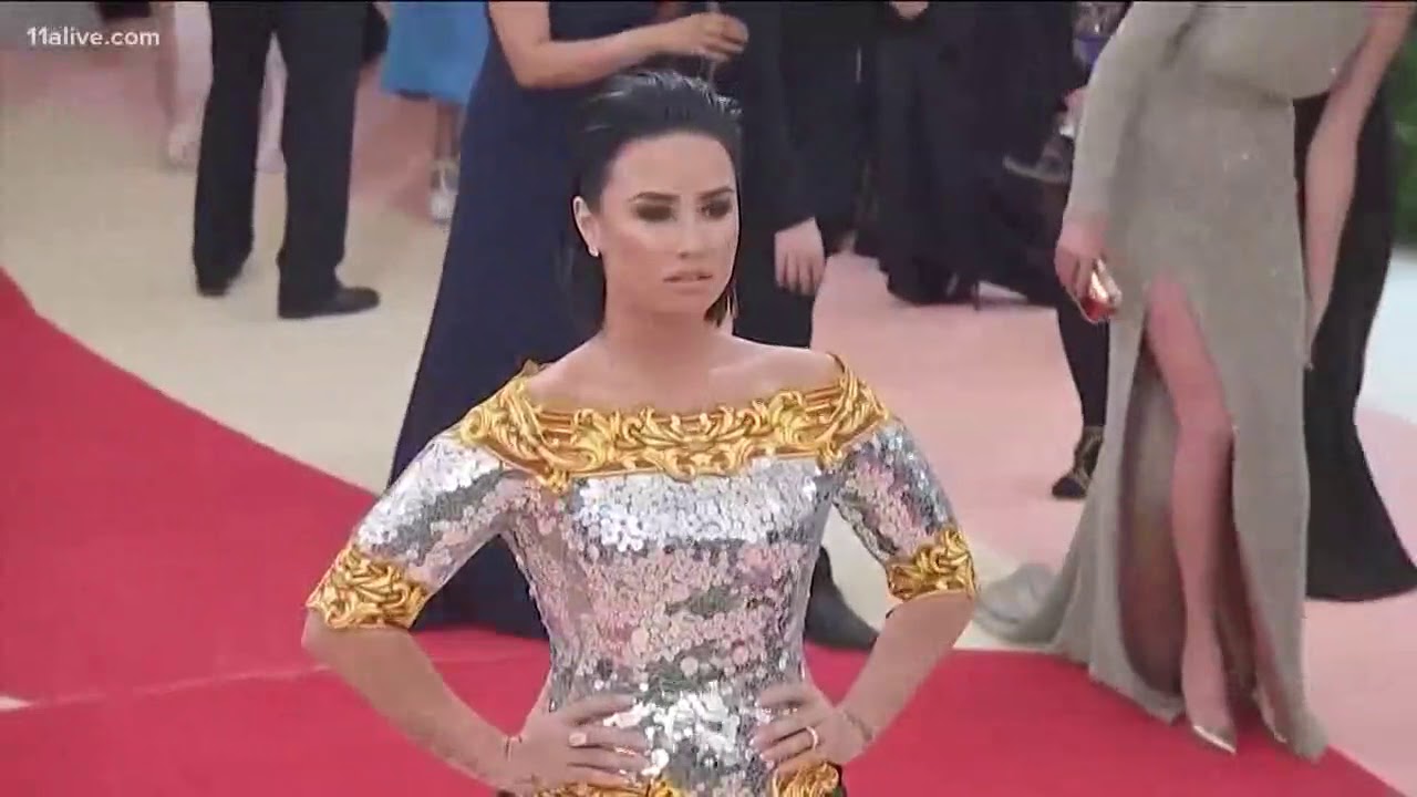 Demi Lovato hospitalized after apparent overdose, reports say