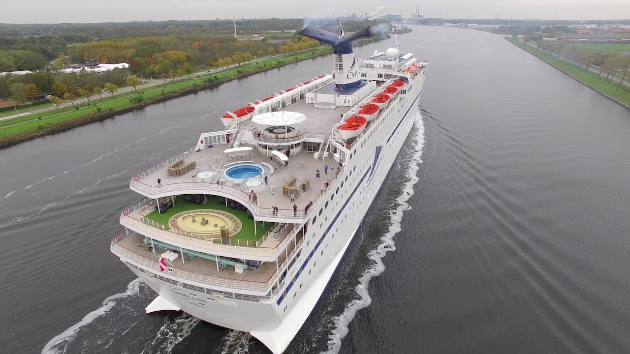 Cruiseschip Magellan Noordzeekanaal Cruise Ship Drone Chase