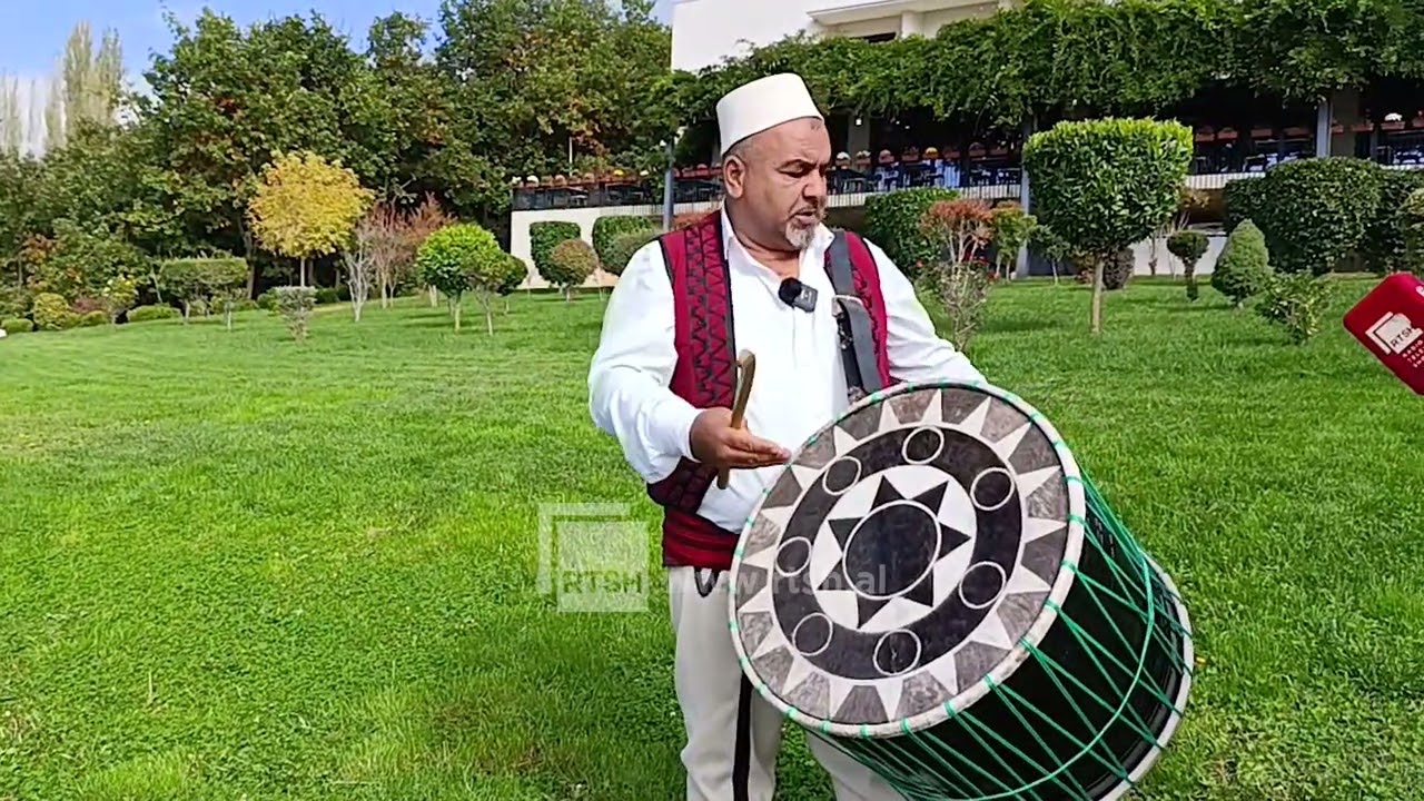 Mjeshtri i lodrës - Shpëtim Shupli trashëgon brez pas brezi pasionin për muzikën