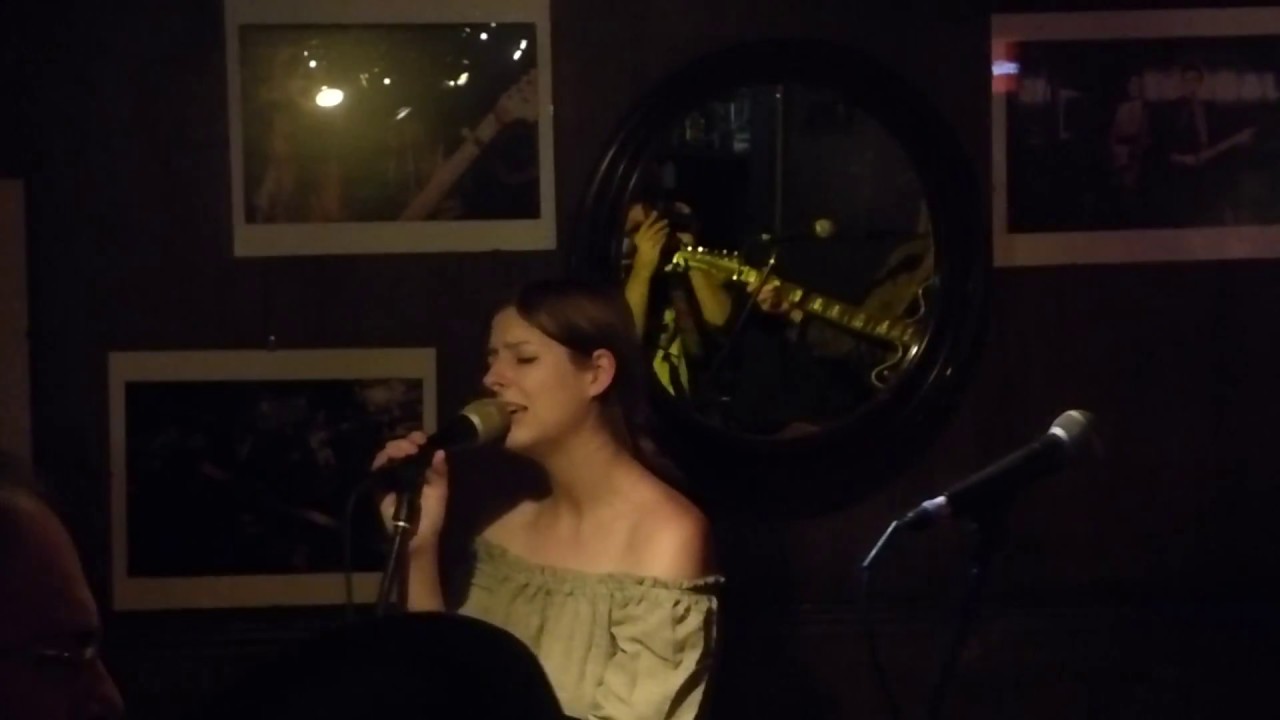 Molly Burch - Loneliest Heart (Café&Pop Torgal 2017)