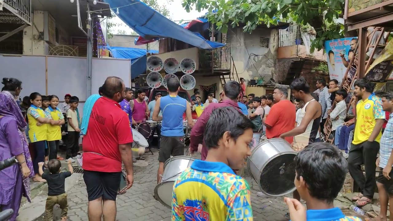 Jail road dhamka kawdi kandivali east ! 