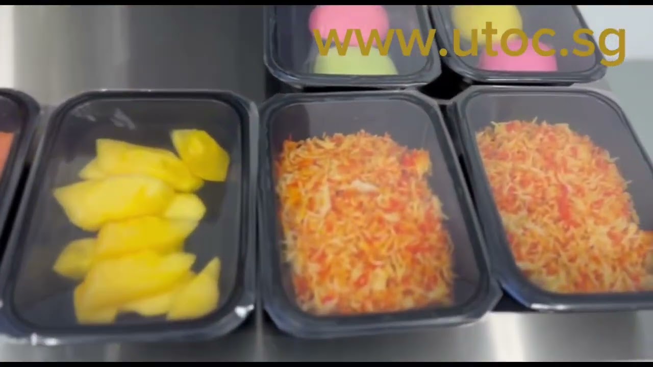 Compact Automatic Vacuum Skin Pack Machine