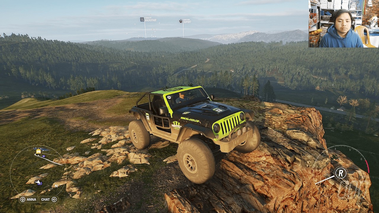 MONSTER TRUCK ON HILL CLIMB