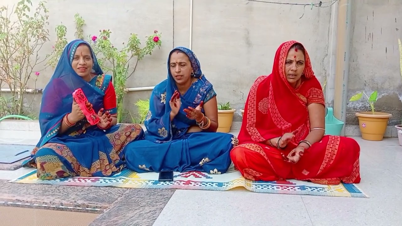 मेरी मैया के गोरे गोरे हाथ मेहंदी खूब रची।। नवरात्रि स्पेशल मैया जी का भजन।। #jaimatadi