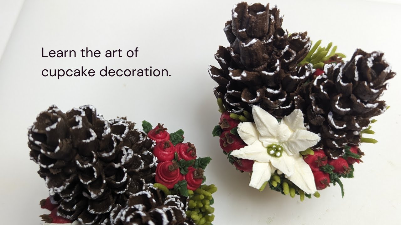 How to pipe a Buttercream Festive Pine Cone Garden onto a cupcake