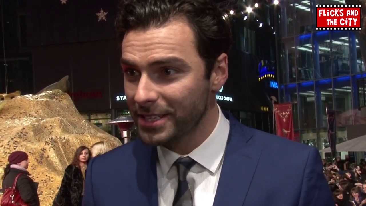 Aidan Turner Interview - The Hobbit: The Desolation of Smaug Premiere