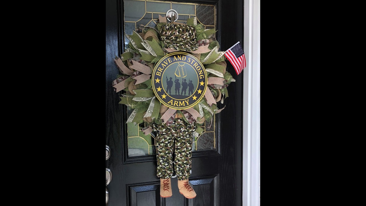 Create with Wreath Decor by Dawn - Military Wreath and attaching a Soldier attachment - 06/05/2025