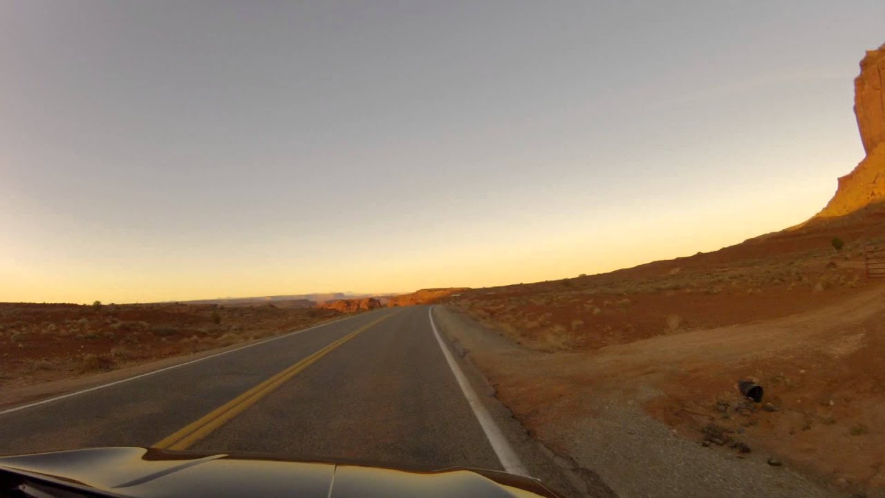 2013 04 03 19 23 US163 Scenic Road : Monument Valley - Mexican Hat