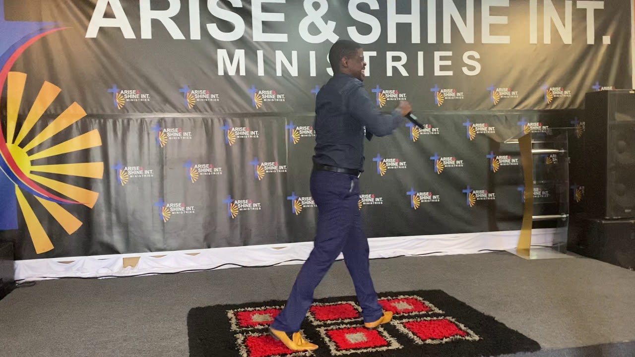 Ozayo Ndamase - Worship