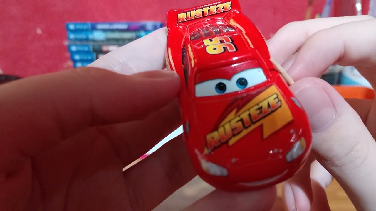 Unboxing de el diecast de el Rayo McQueen de CARS 3