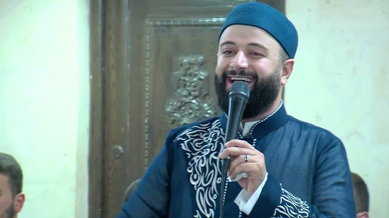 وصلة إنشادية مميزة _ حفل المولد مسجد صلاح الدين في حلب _تفاعل العاشقين للحبيب الأعظم مع مديح المصطفى
