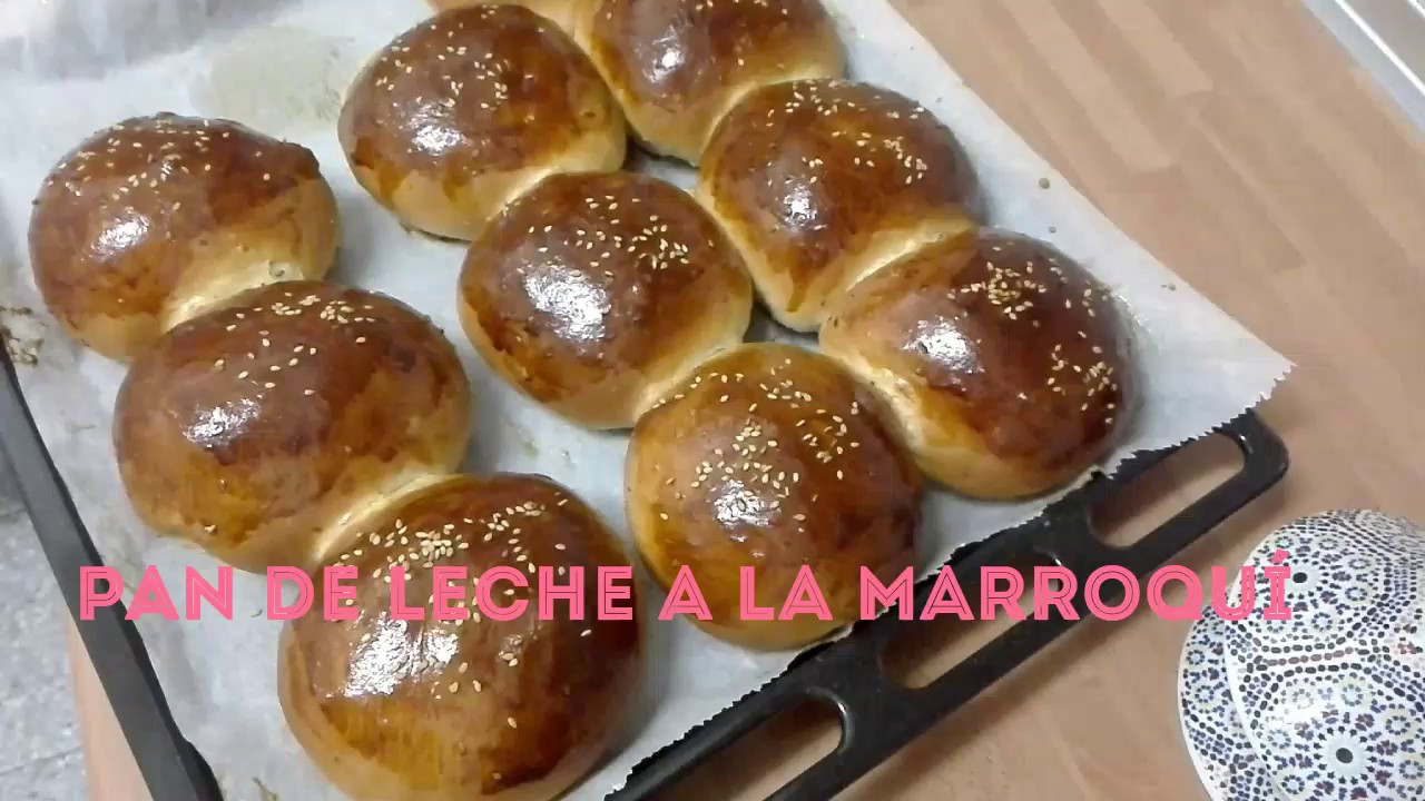 Pan de leche o bollos suizos al estilo marroquí/ Omm tarik