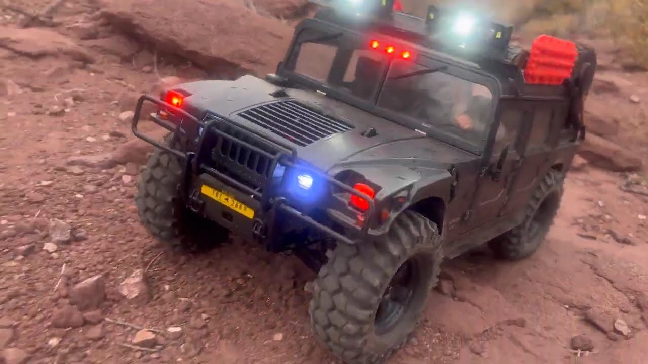 Hummer H1 1/12 Rock Trail
