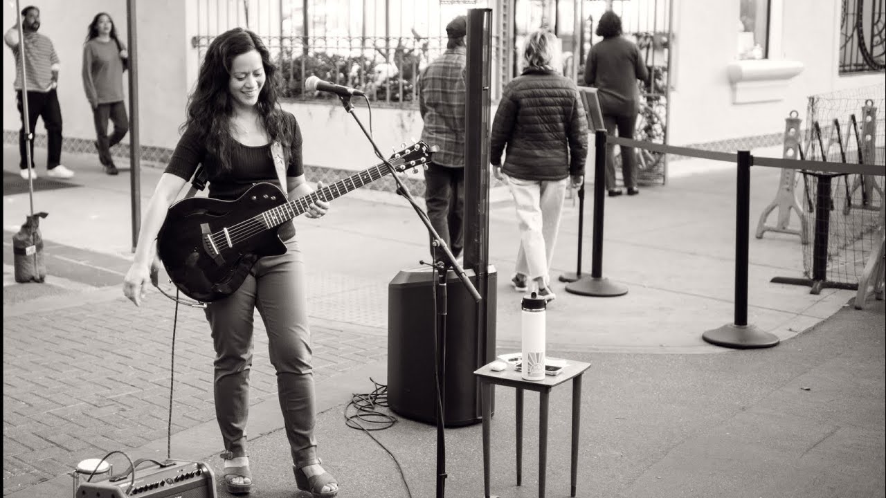 Singer-Songwriter Set - Jamie Pennelly