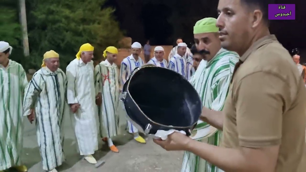 أحيدوس أيت سغروشن مع فرقة تخزانت وفرقة تيجوت الجزء التاسع Ahidous ait Saghrouchen