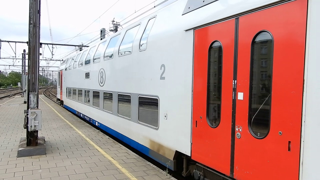 Antwerpen-Berchem vertrek Antwerpen-Centraal