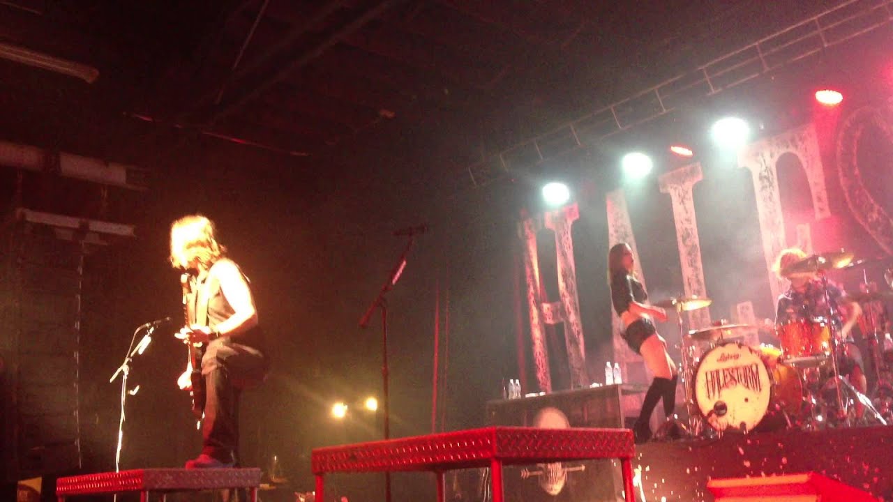 Halestorm - Dissident Aggressor (Judas Priest Cover)