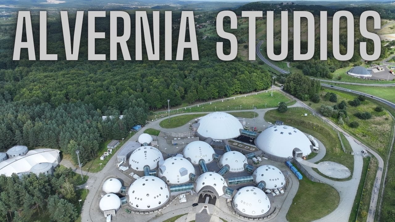 ALVERNIA STUDIOS - Zagadkowe kopuły przy autostradzie A4
